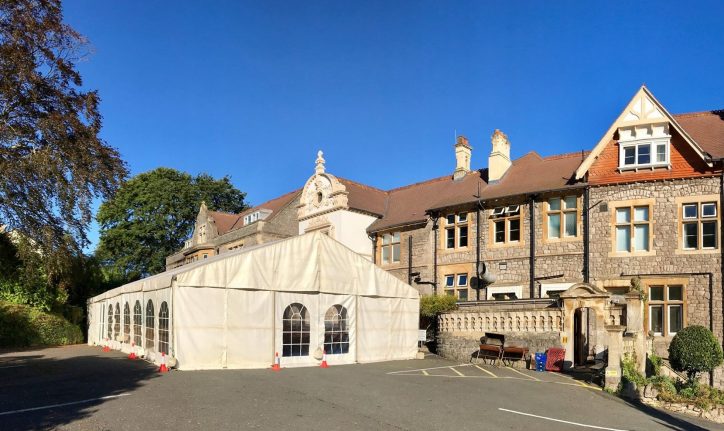 Broadway Lodge with marquee outside